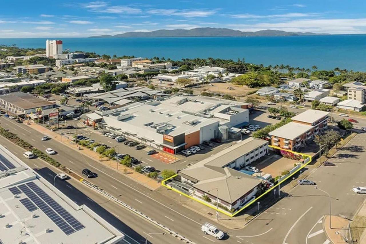 Seaside Lodge Hostel Townsville- Right Next To Coles, 2 Mins Walk To Strand & Cbd Экстерьер фото