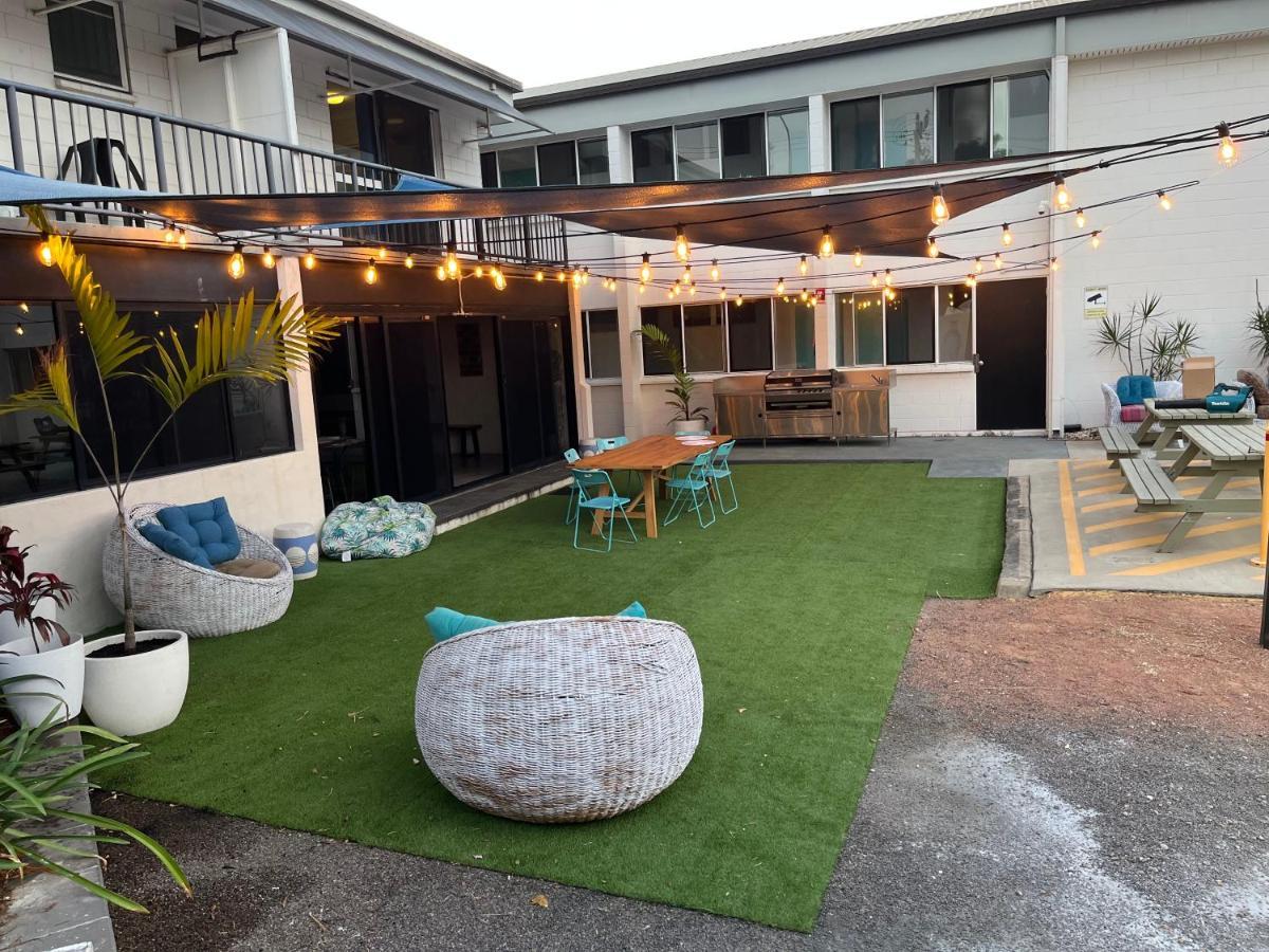 Seaside Lodge Hostel Townsville- Right Next To Coles, 2 Mins Walk To Strand & Cbd Экстерьер фото
