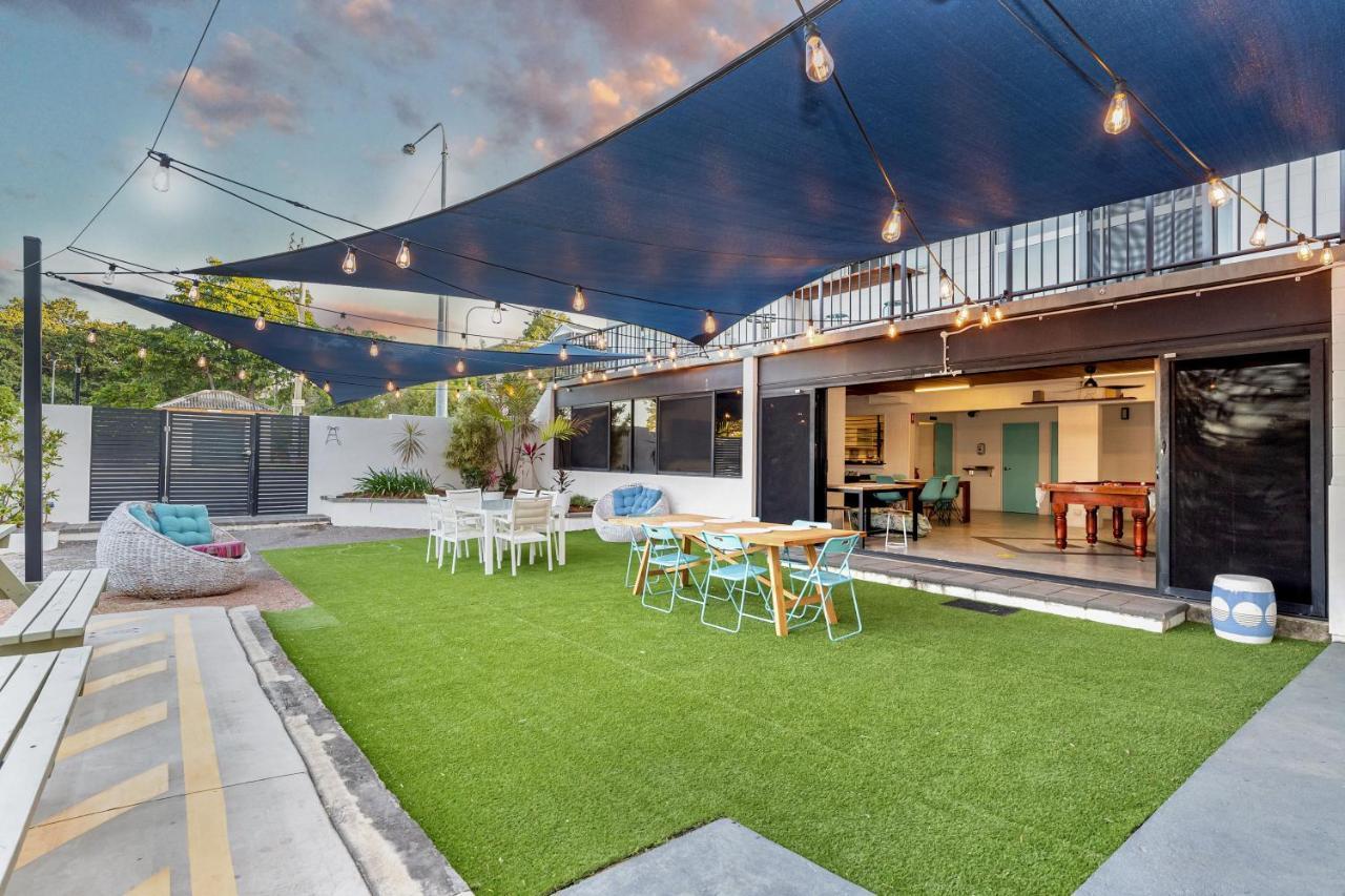 Seaside Lodge Hostel Townsville- Right Next To Coles, 2 Mins Walk To Strand & Cbd Экстерьер фото