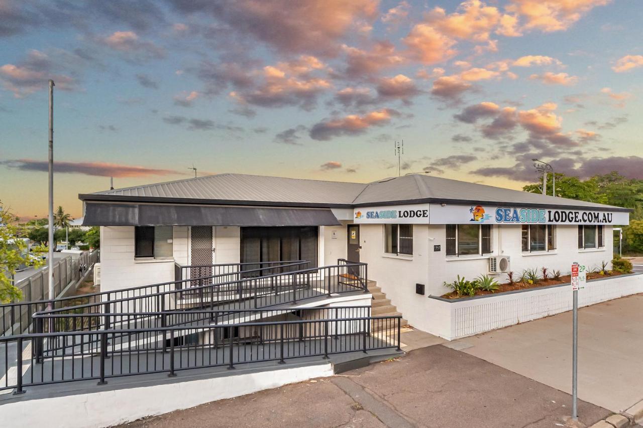 Seaside Lodge Hostel Townsville- Right Next To Coles, 2 Mins Walk To Strand & Cbd Экстерьер фото